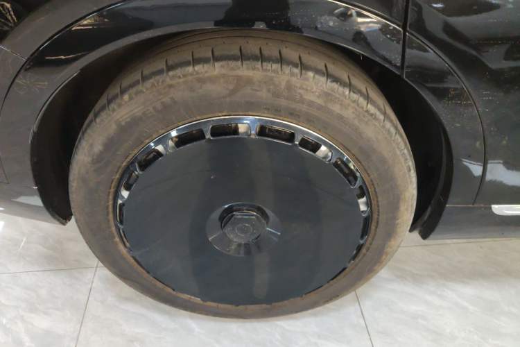 Used Hima AITO M9 2024 Range-Extended Ultra Version 42 kWh 6-Seater Model
