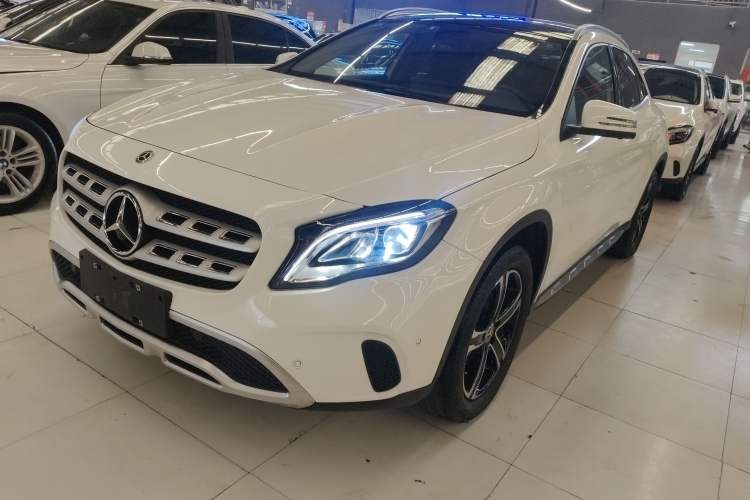 Used Mercedes-Benz GLA 2018 GLA 200 Fashion Model