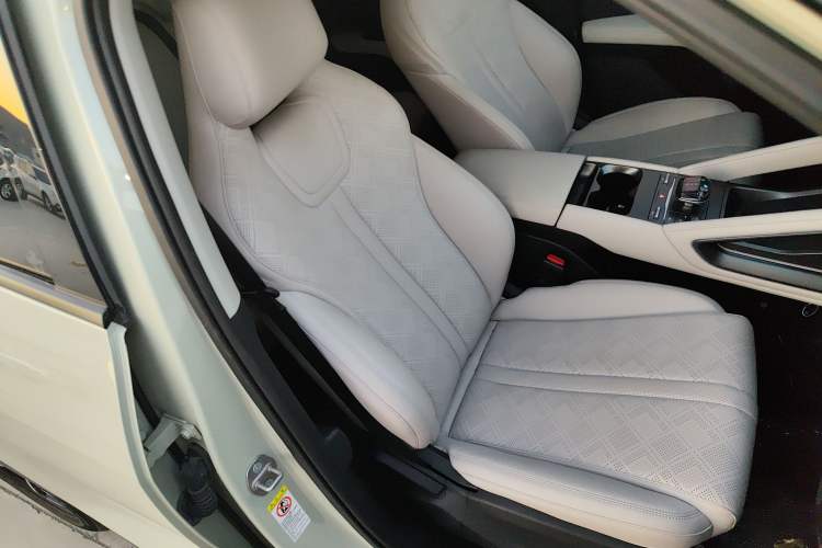 Used BYD Yuan UP 2024 301KM Leading Edition
