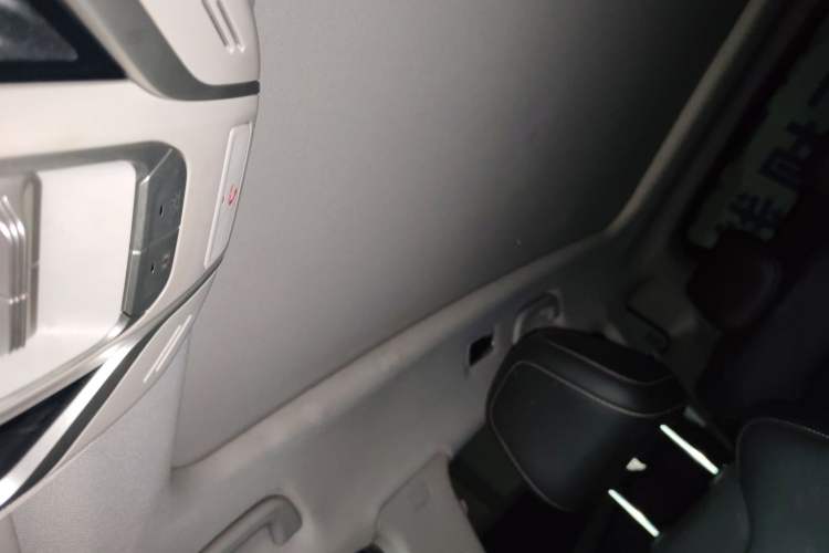 TDK.VehicleDetails.img