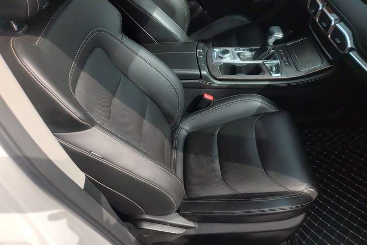 Used JETOUR X70 PLUS 2021 1.6T DCT Star 7-Seater
