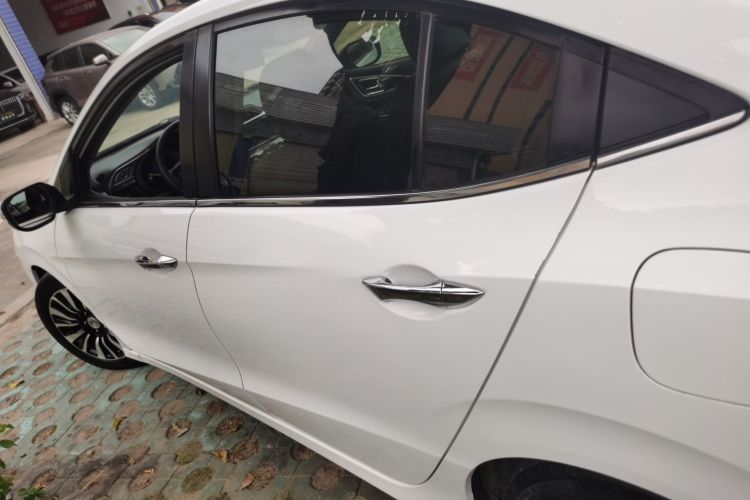 Used Honda Crider 2015 1.8L Automatic Luxury Edition