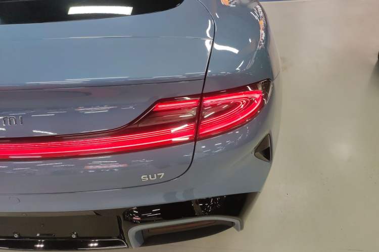 Used  SU7 2024 Rear-Drive Long-Range Intelligent Driving Version