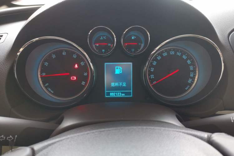 Used Buick Regal 2015 2.0L Leading Fashion Edition
