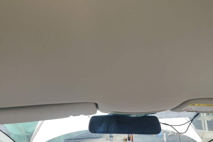 Used Roewe 350 2014 1.5L Automatic Xunda Edition
