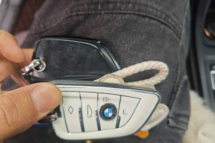 Used BMW X1 2021 Restyled sDrive25Li Leading Edition
