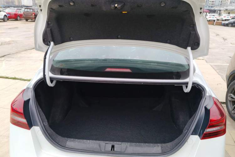 Used Geely Auto Emgrand 2021 UP 1.5L CVT Luxury Model
