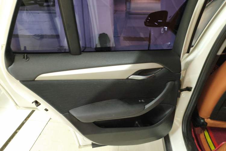 Used BMW X1 2014 sDrive18i Fashion Model
