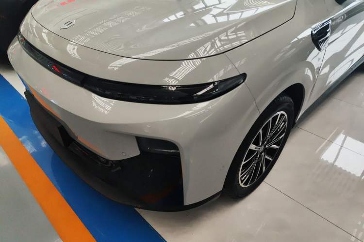 Used Leapmotor B10 2025 510 Joyful Edition
