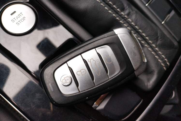 Used Hongqi H5 2019 30TD Dynamic Edition
