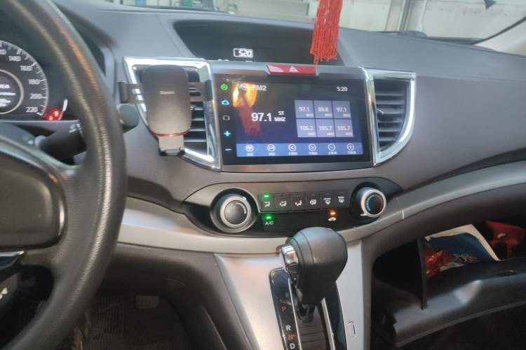 Used Honda CR-V 2012 2.0L two-wheel drive urban version