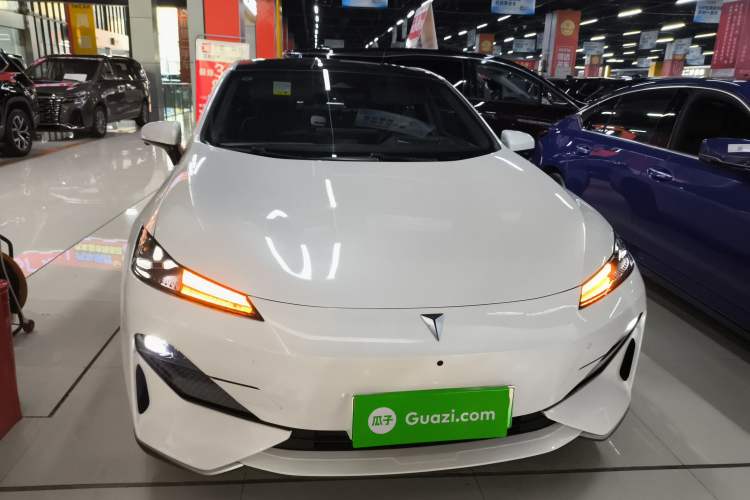 Used  SL03 2023 200Max Range-Extended Version
