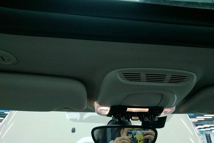 Used MINI MINI 2014 1.5T COOPER Fun
