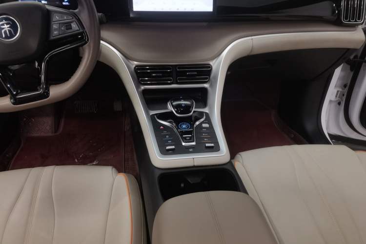 Used BYD Song Pro New Energy 2024 HONOR Edition DM-i 71KM Leading Model
