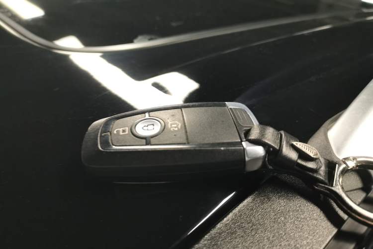 Used Ford Explorer 2020 EcoBoost 285 4x4 Trend Edition 7-Seater
