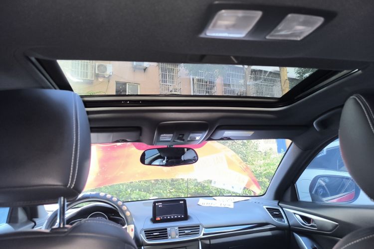 Used Mazda CX-4 2018 2.0L Automatic Two-Wheel Drive Blue Sky Exploration Version China V Standard
