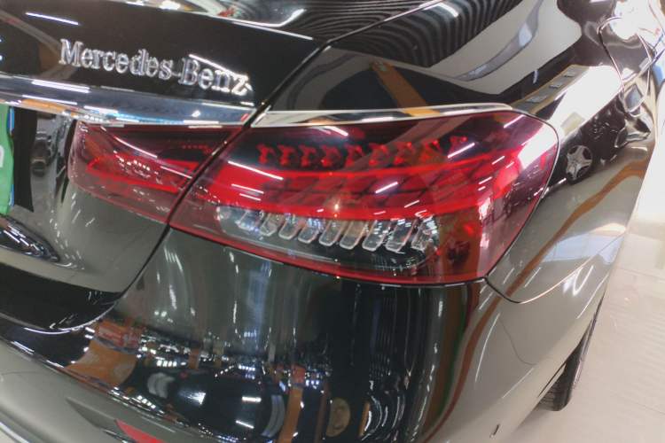 Used Mercedes-Benz E-Class 2021 Facelift E 300 L Stylish Edition
