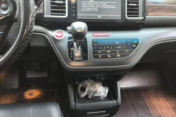 Used Honda Elysion 2016 2.4L Luxury Edition