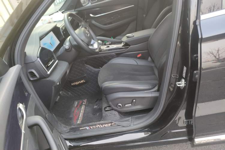 Used Geely Auto Monjaro L 2024 2.0TD High-Power Automatic Two-Wheel Drive Yunqi Version