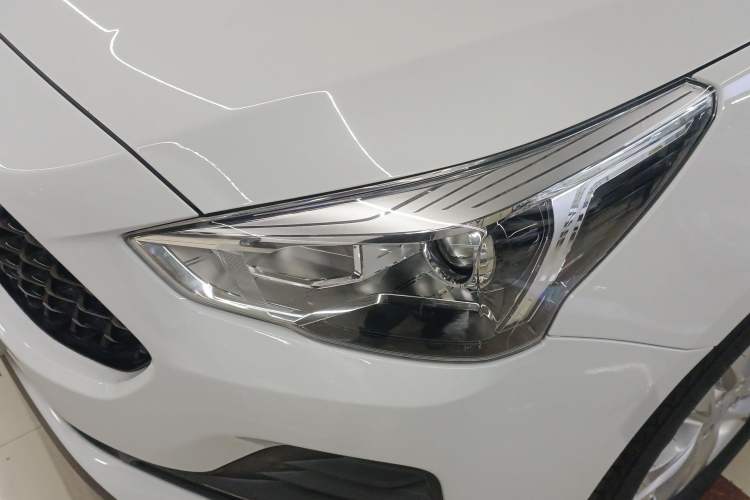 Used Haval M6 2019 1.5T DCT Two-Wheel Drive Elite Version China VI Standard
