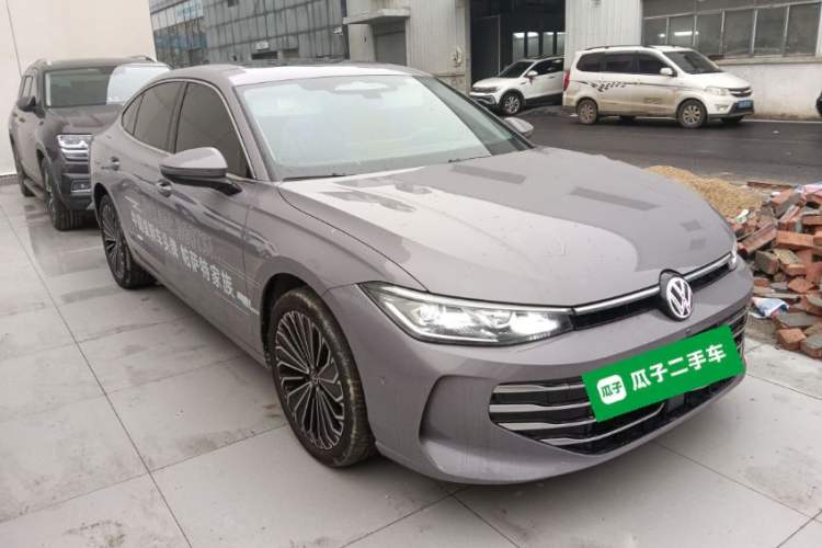 Used Volkswagen Passat 2025 Pro 380TSI Dragon Supreme Edition