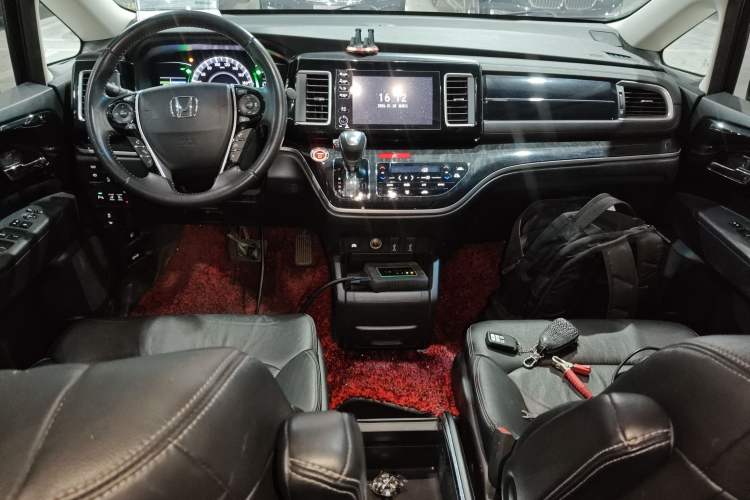 Used Honda Elysion 2019 2.0L Hybrid Luxury Edition
