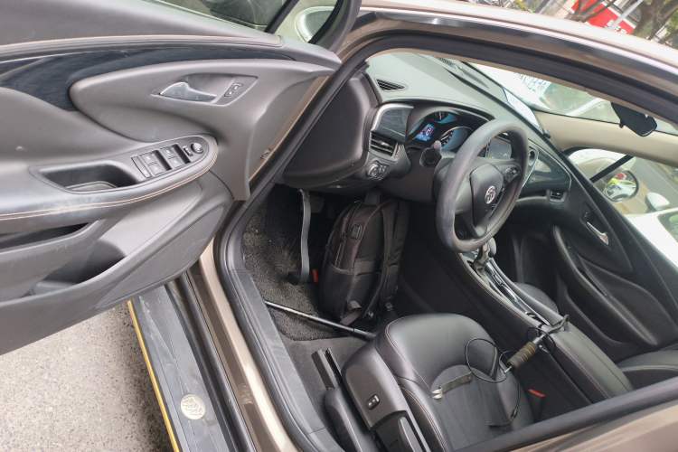 Used Buick Envision 2017 20T Two-Wheel-Drive Tech Edition