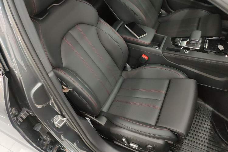 Used Audi A4L 2025 2 Million Units Enjoyment Version 40 TFSI Luxury Dynamic Edition