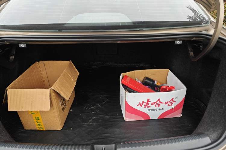 Used Volkswagen Sagitar 2014 Revised Version 1.4TSI Manual Luxury Edition
