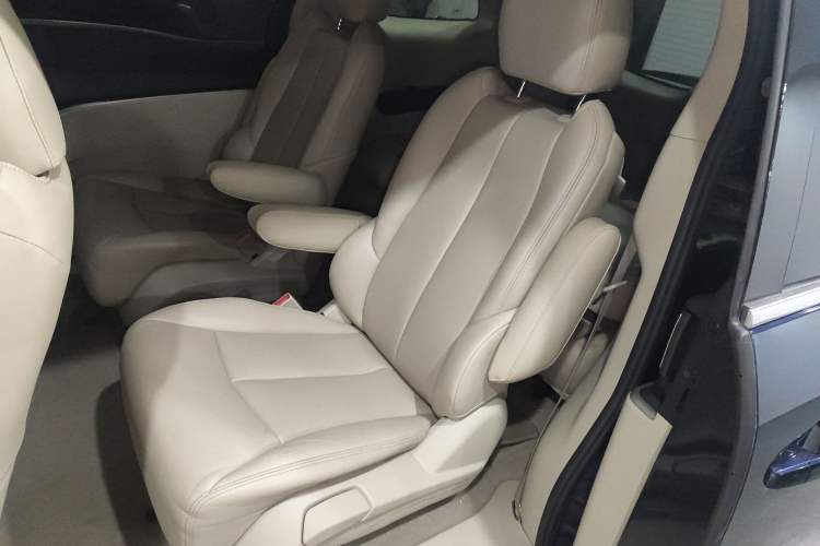 Used Buick GL8 2017 25S Comfort Version China V Standard
