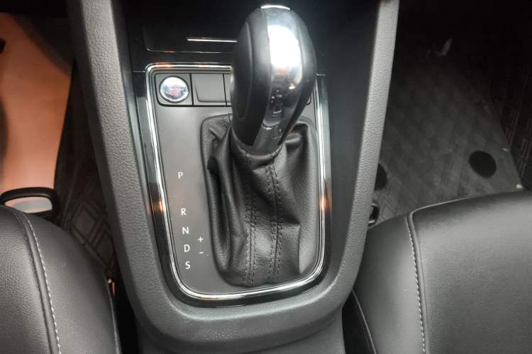 Used Volkswagen Sagitar 2017 1.6L Automatic Comfort Model
