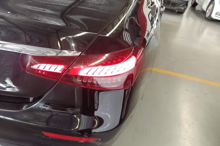 Used Mercedes-Benz E-Class 2021 E 300 L Sport Luxury Edition
