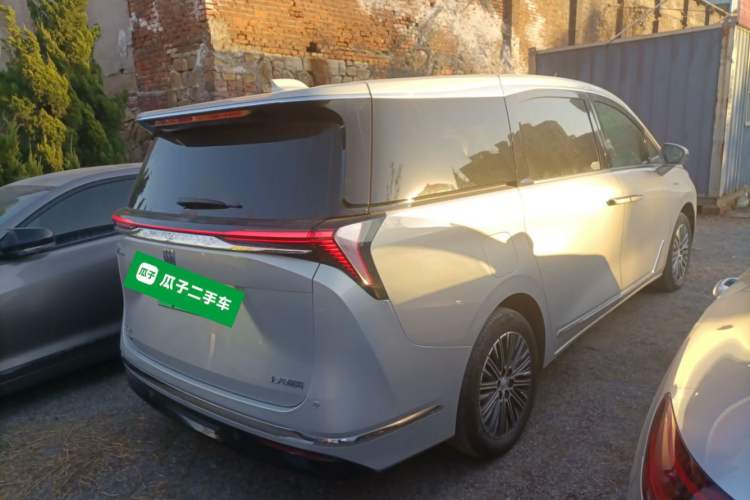 Used Buick GL8 New Energy 2024 Lu Zun Deluxe Edition 7-Seater