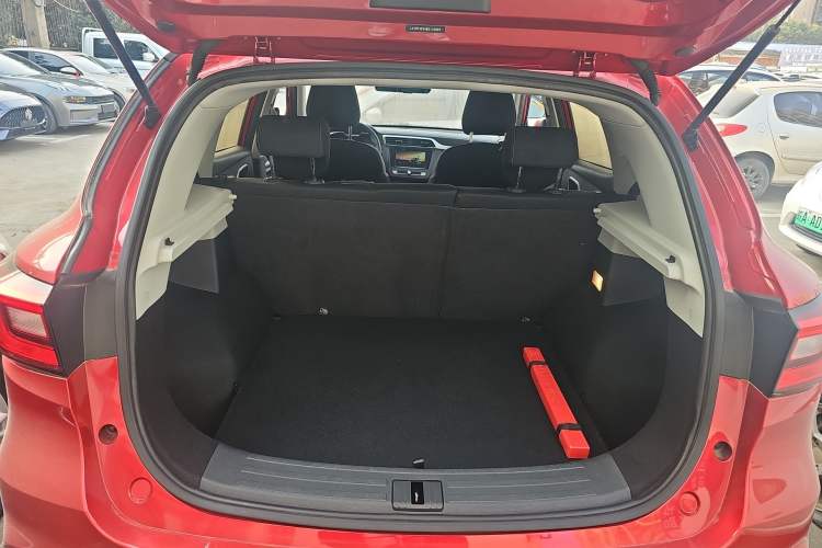 Used MG ZS 2020 Global Bestseller with 1.5L Engine Manual Transmission and a Massive 65-Inch Panoramic Sunroof Version
