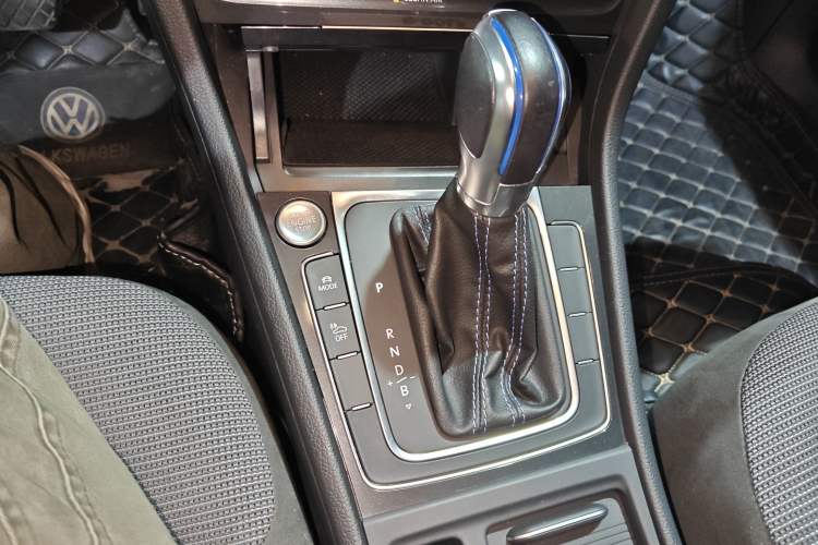 Used Volkswagen Golf Pure Electric 2020 Chari
