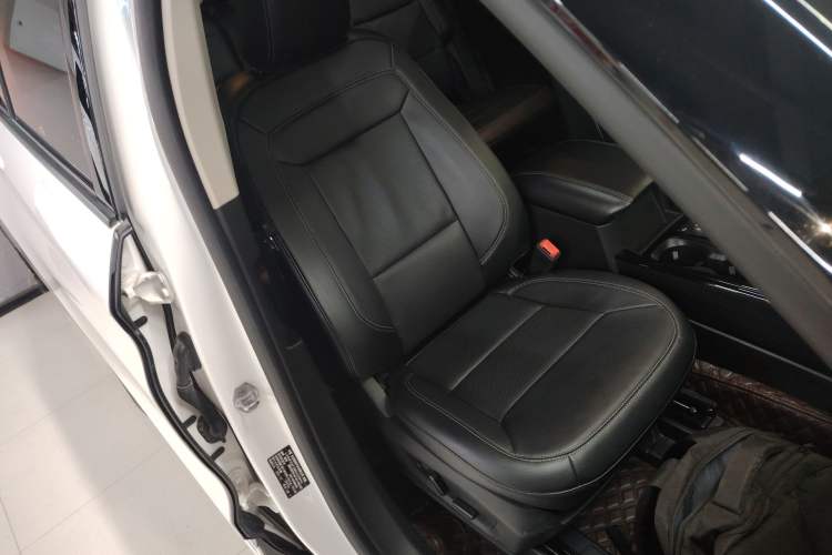 Used Ford Explorer 2020 EcoBoost 285 4x4 Trend Edition 7-Seater
