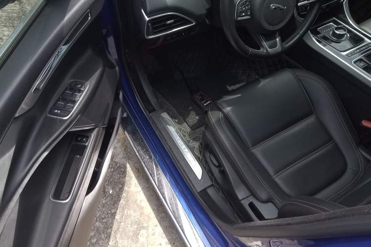 Used Jaguar XEL 2019 2.0T 200 PS Deluxe Edition
