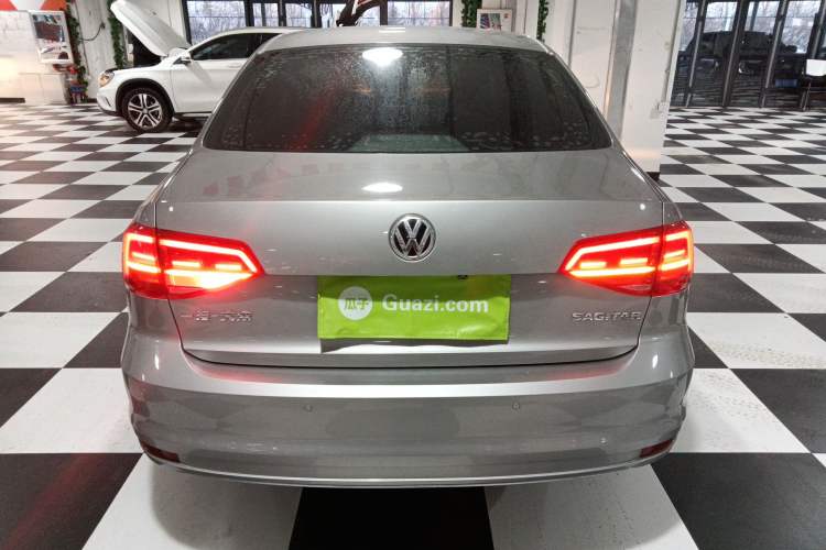 Used Volkswagen Sagitar 2017 1.6L Automatic Comfort Model
