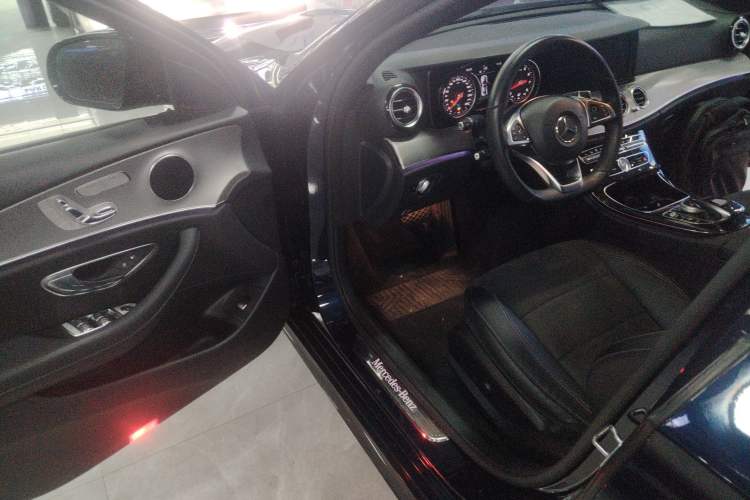 Used Mercedes-Benz E-Class 2017 E 200 Sport 4MATIC
