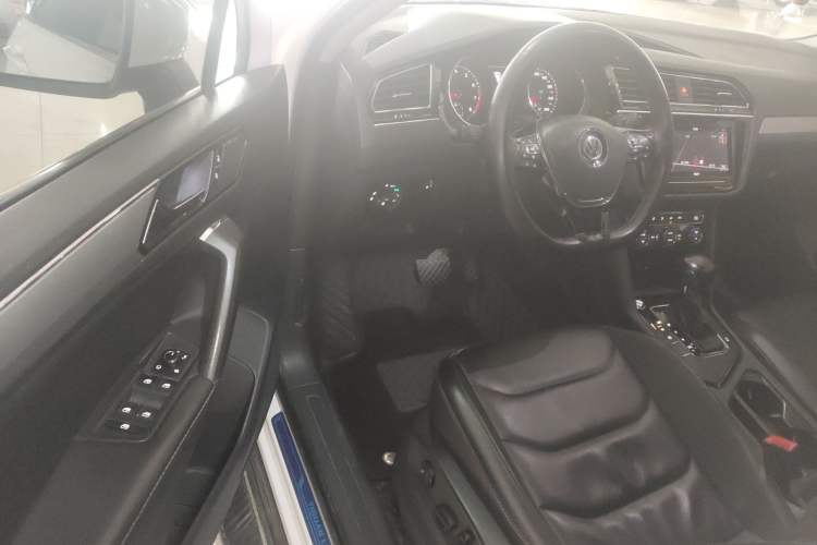 Used Volkswagen Tiguan L 2018 280TSI Automatic Two-Wheel Drive Comfort Edition
