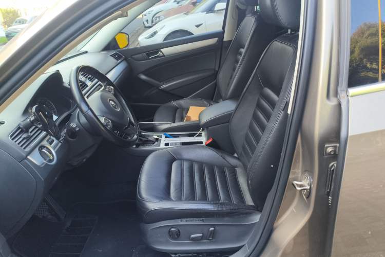 Used Volkswagen Passat 2015 1.8TSI DSG Prestige Edition
