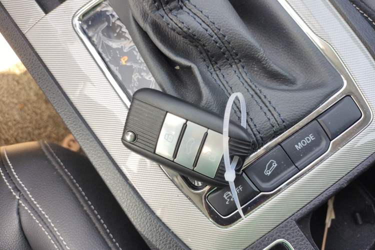 Used Roewe RX5 New Energy 2019 eRX5 50T 4G Connected Excellence Edition