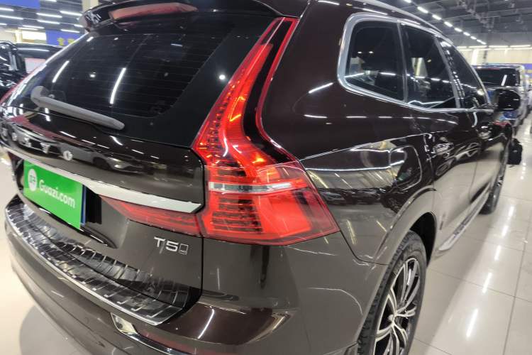 Used Volvo XC60 2021 T5 4x4 Smart Luxury Edition
