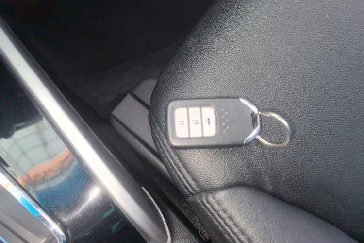 Used Honda Crider 2015 1.8L Automatic Luxury Edition
