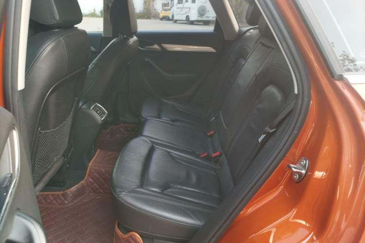 Used Audi Q3 2015 35 TFSI Comfort Model
