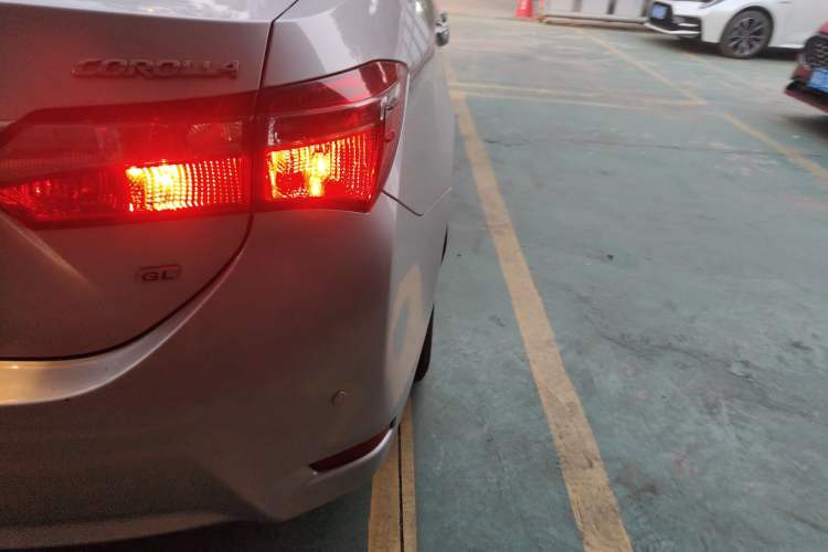 Used Toyota Corolla 2017 Revised Version 1.6L S-CVT GL