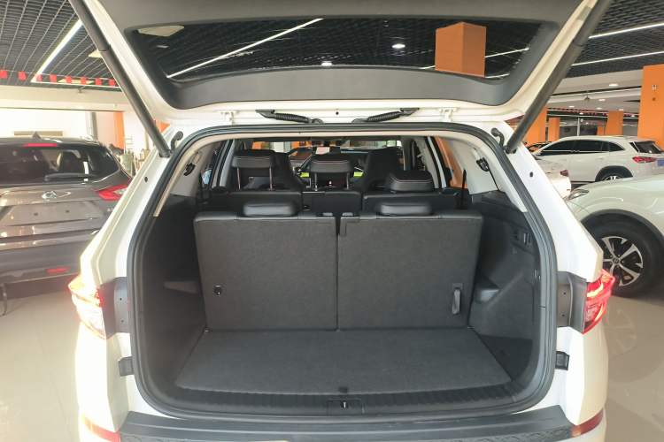 Used Skoda Kodiaq 2022 TSI330 7-Seater Two-Wheel-Drive Luxury Edition