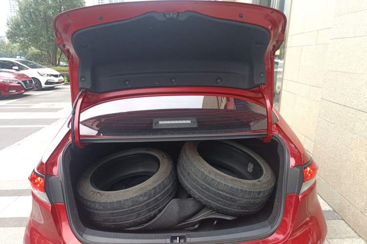 Used Toyota Levin 2021 185T CVT Luxury Edition
