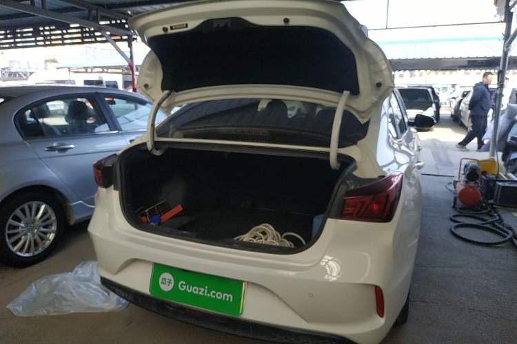 Used Changan Eado New Energy 2022 EV460 Smart Ride-Hailing Edition – Lithium Iron Phosphate
