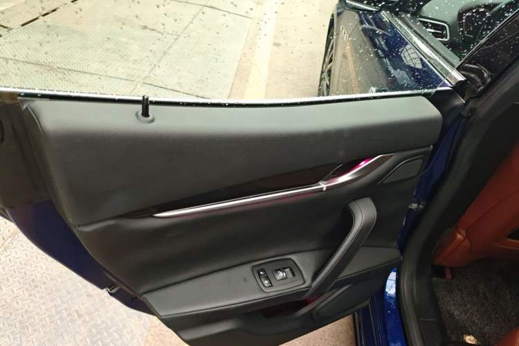 Used Maserati Ghibli 2014 3.0T Standard Edition
